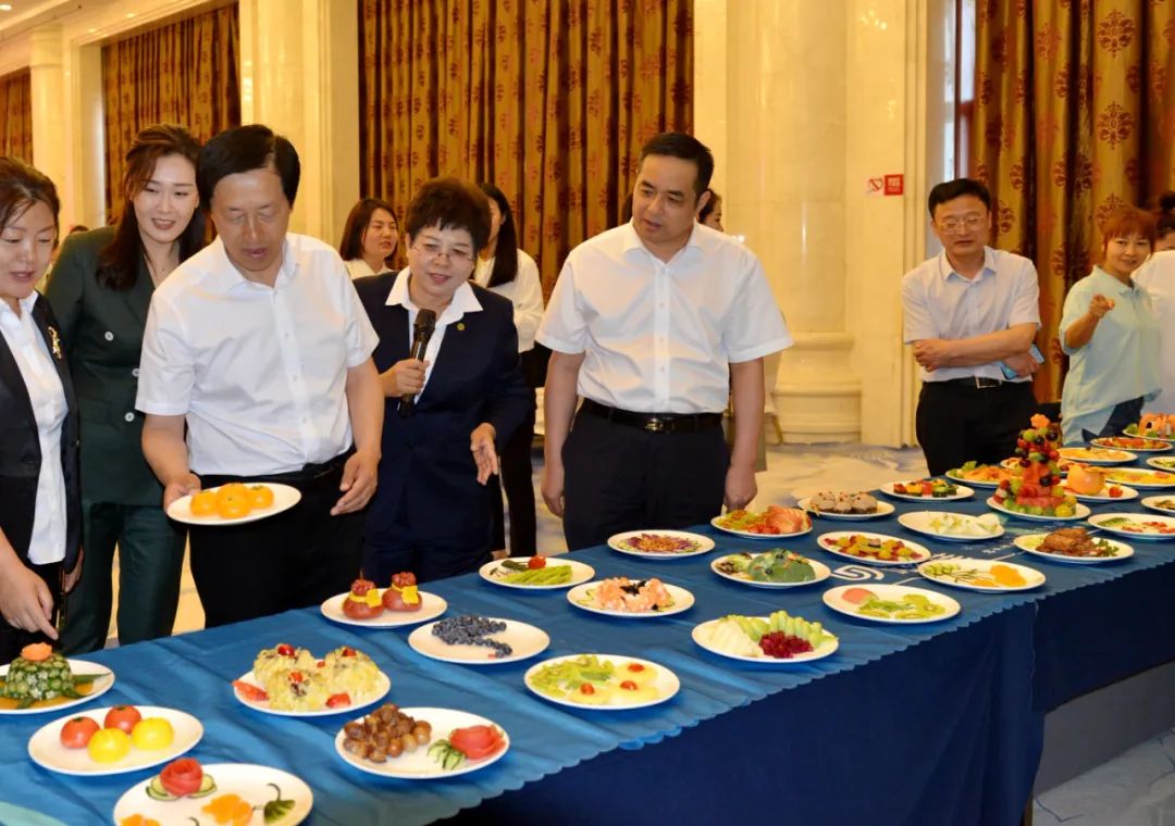 1686905406768959.jpg 3ebed1d8-7b7f-48b6-92ae-0dd944d2c265.jpg